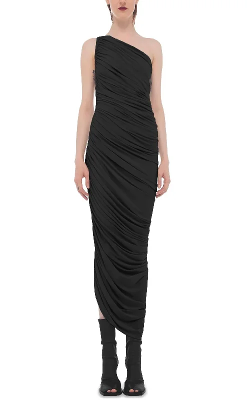 Women's Wardrobe Apparel Diana Gown in Black