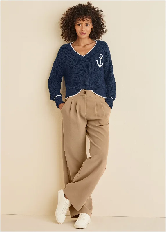 Women's Vacation Outfit Anchor V-Neck Sweater - Navy & White