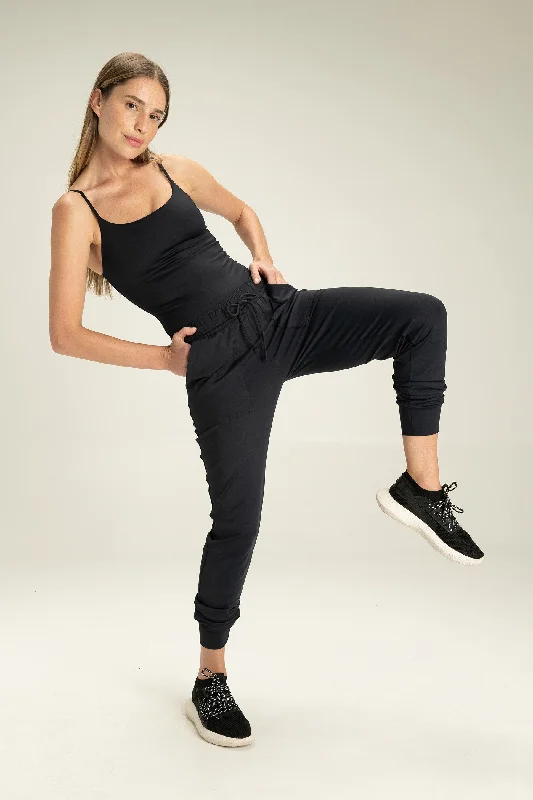 Women's Seasonal Apparel Move Jogger Pants